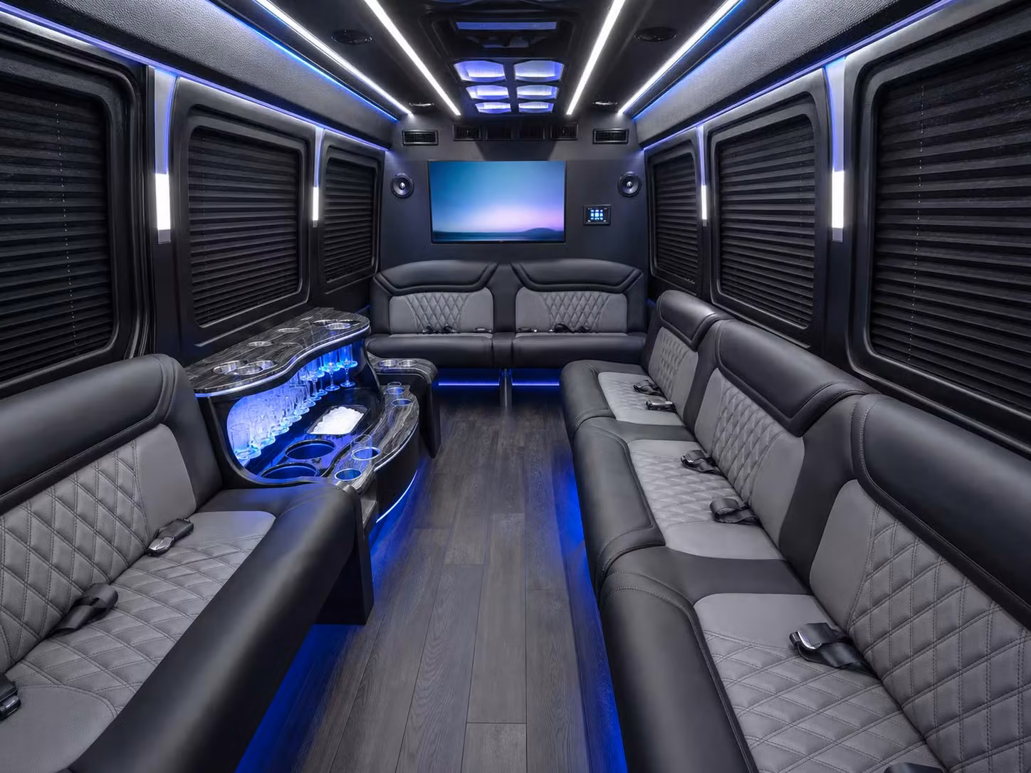 finding group transportation for victorville construction crews and worksite shuttles is easy with coachbusvictorville com