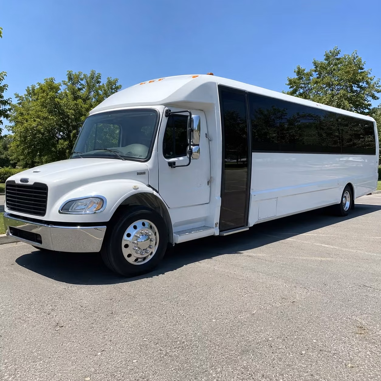 minibus and charter bus rentals for victorville youth sports teams and travel tournaments